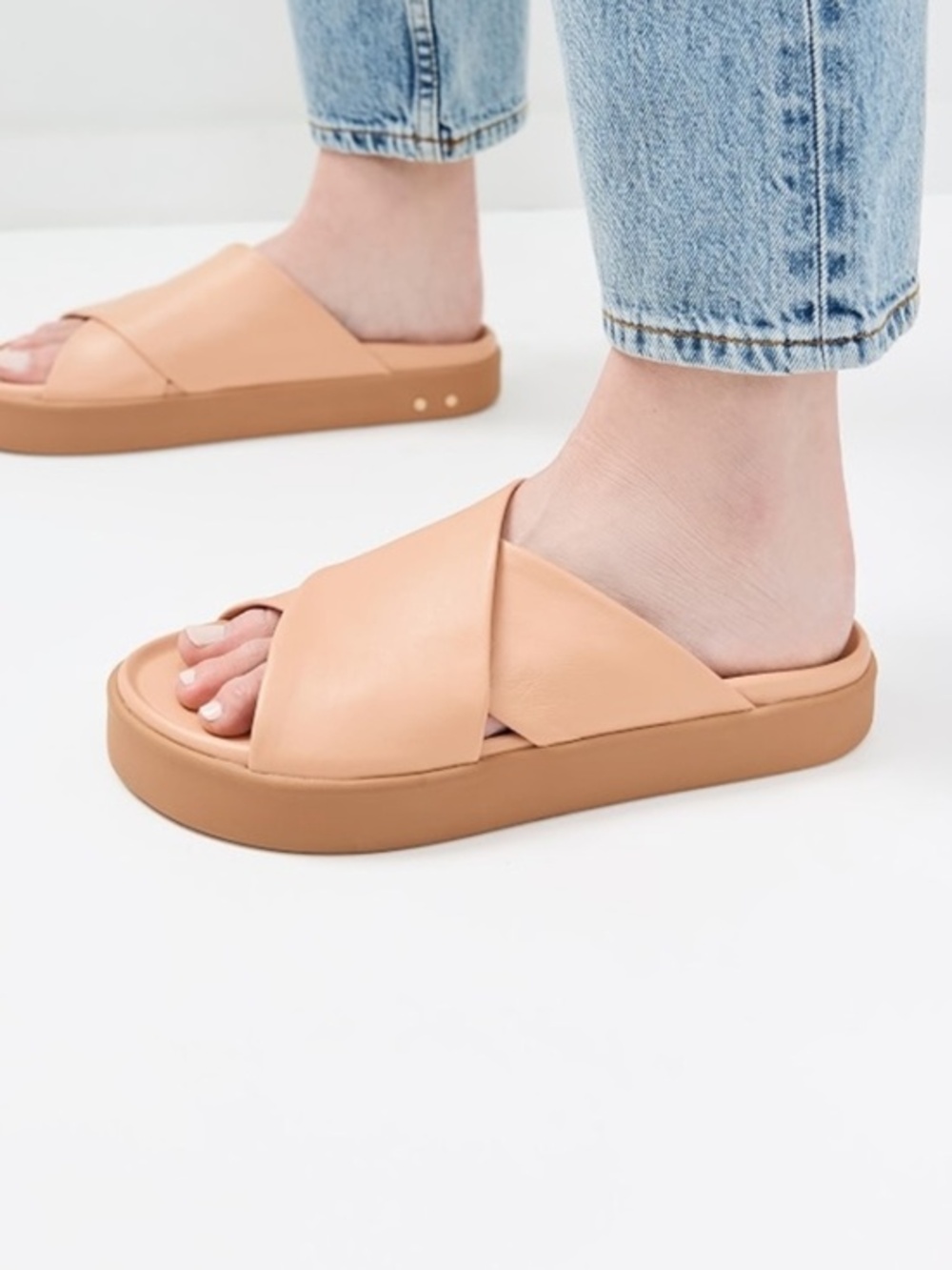 Beek Hen Leather Platform Slide Sandals